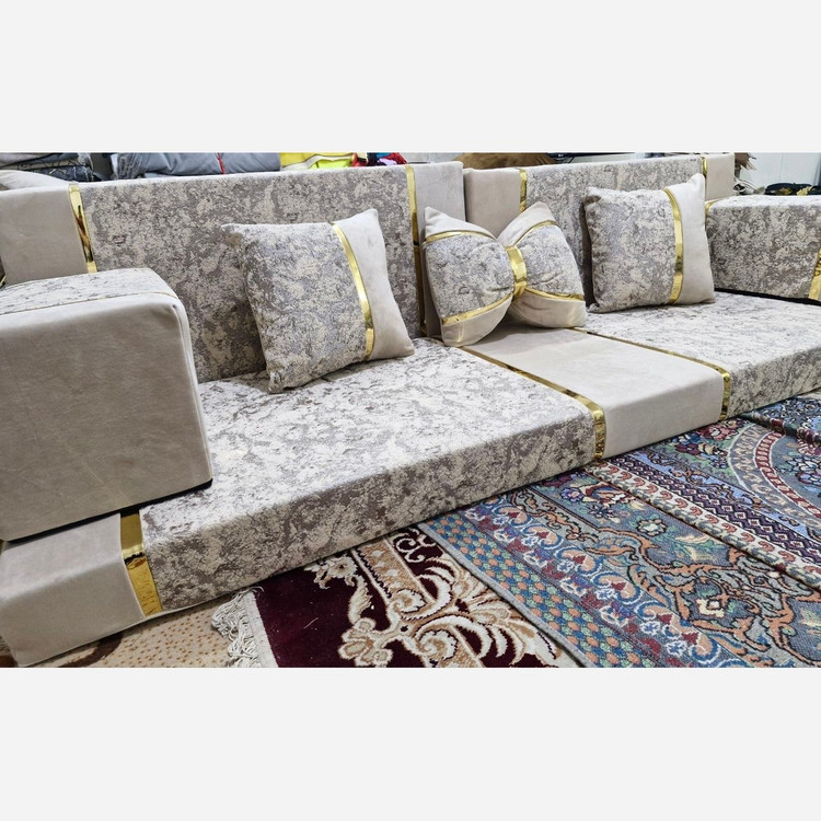 مبل خلیجی نوار طلایی