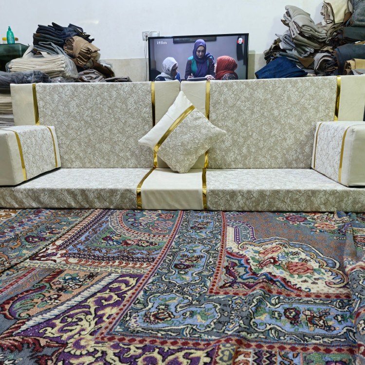 شاه نشین نوار طلایی (پس کرایه)